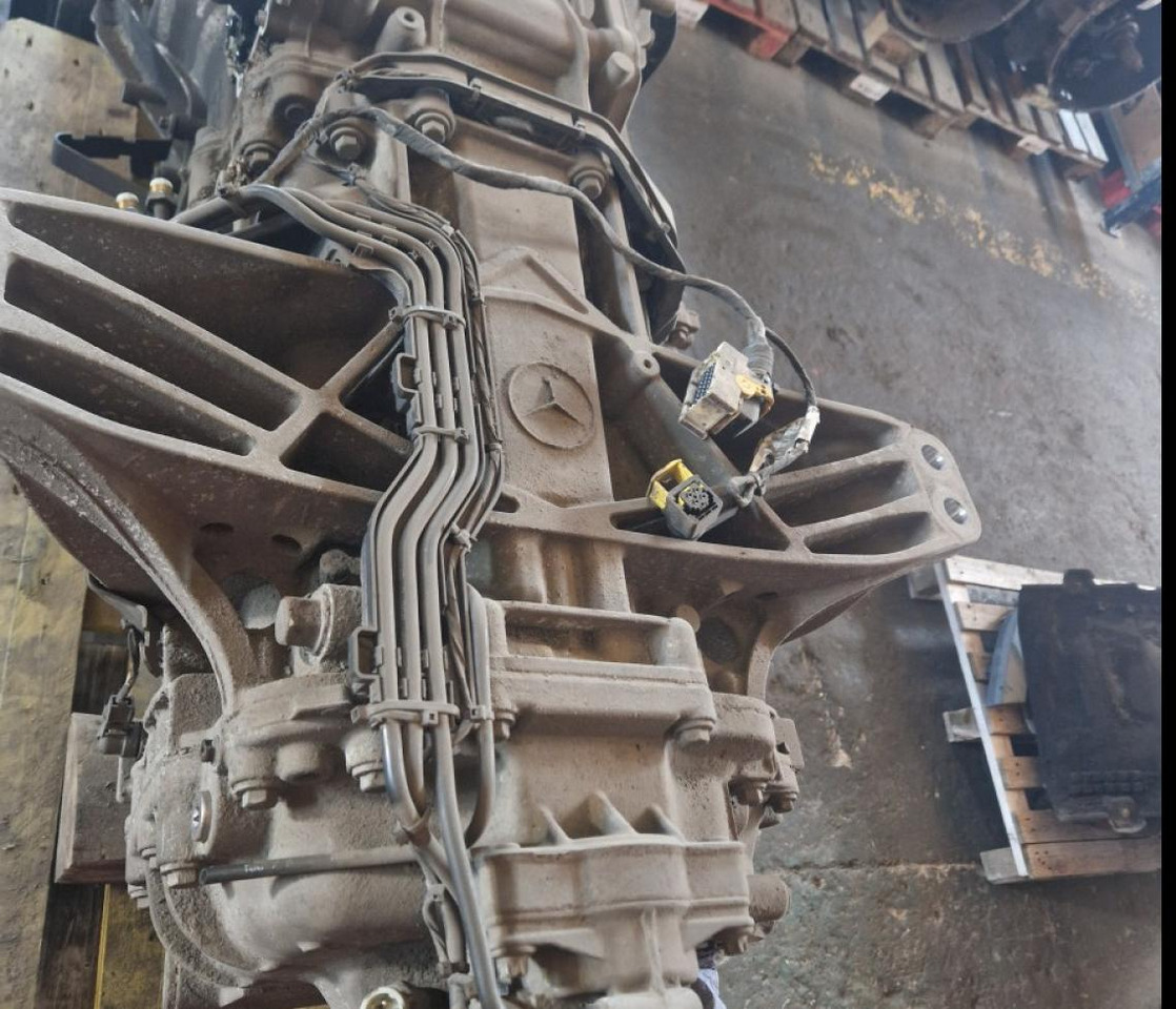 Mercedes-Benz Käigukast G 281-12 A0012603600 - علبة التروس و قطع الغيار - شاحنة: صور 2 Mercedes-Benz Käigukast G 281-12 A0012603600 - علبة التروس و قطع الغيار - شاحنة: صور 2