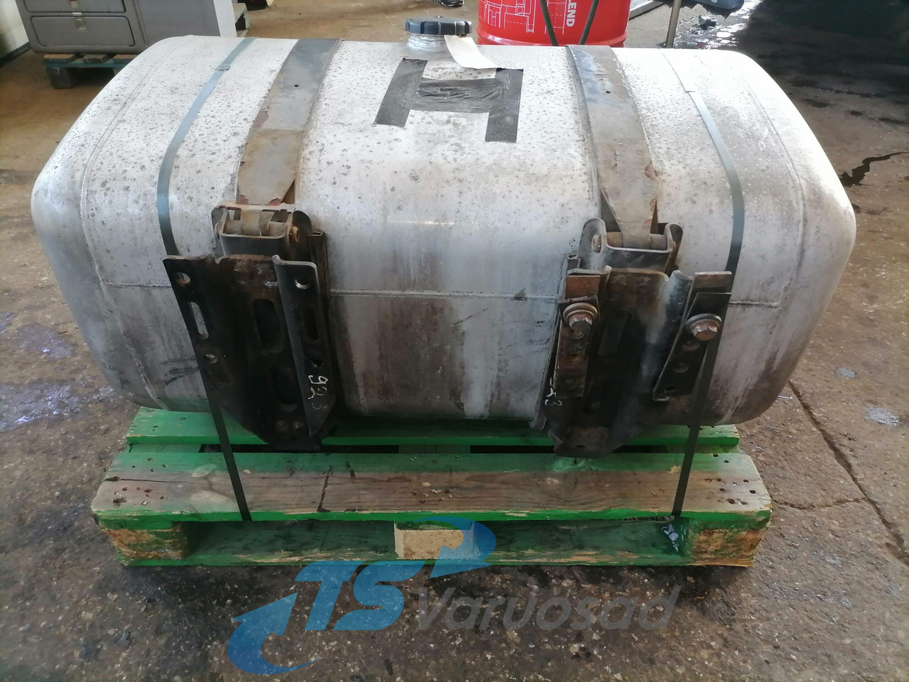 خزان وقود - شاحنة Mercedes-Benz Kütusepaak 390L A9604701303: صور 6