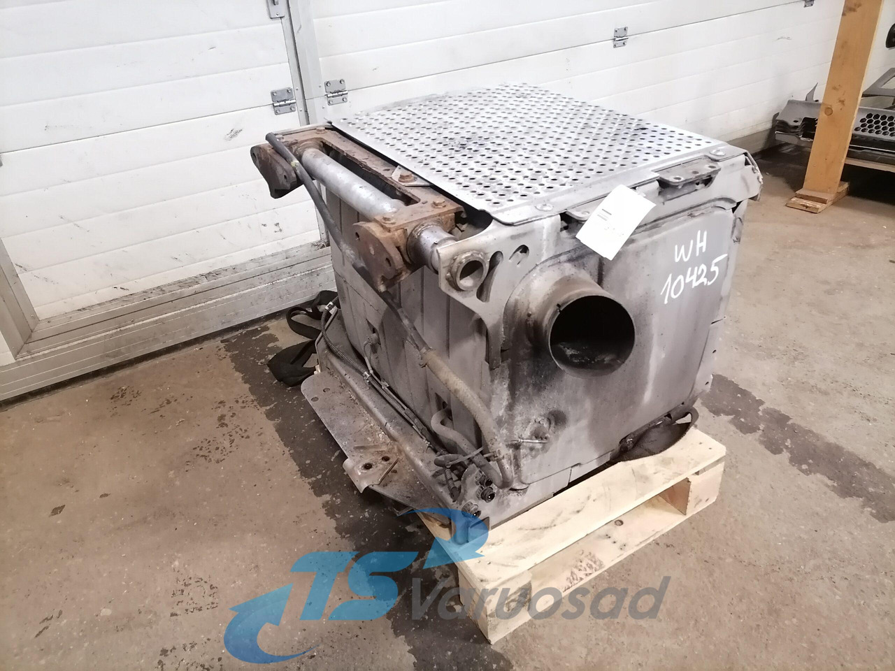Mercedes-Benz Muffler A0034900314 - كاتم صوت - شاحنة: صور 2 Mercedes-Benz Muffler A0034900314 - كاتم صوت - شاحنة: صور 2