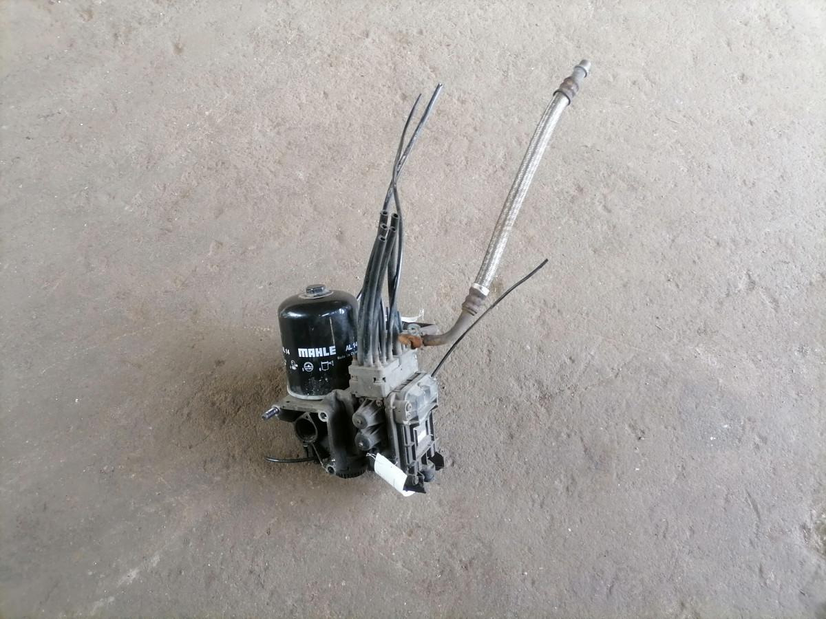 Scania Air dryer 2308777 - صمام الفرامل - شاحنة: صور 2 Scania Air dryer 2308777 - صمام الفرامل - شاحنة: صور 2