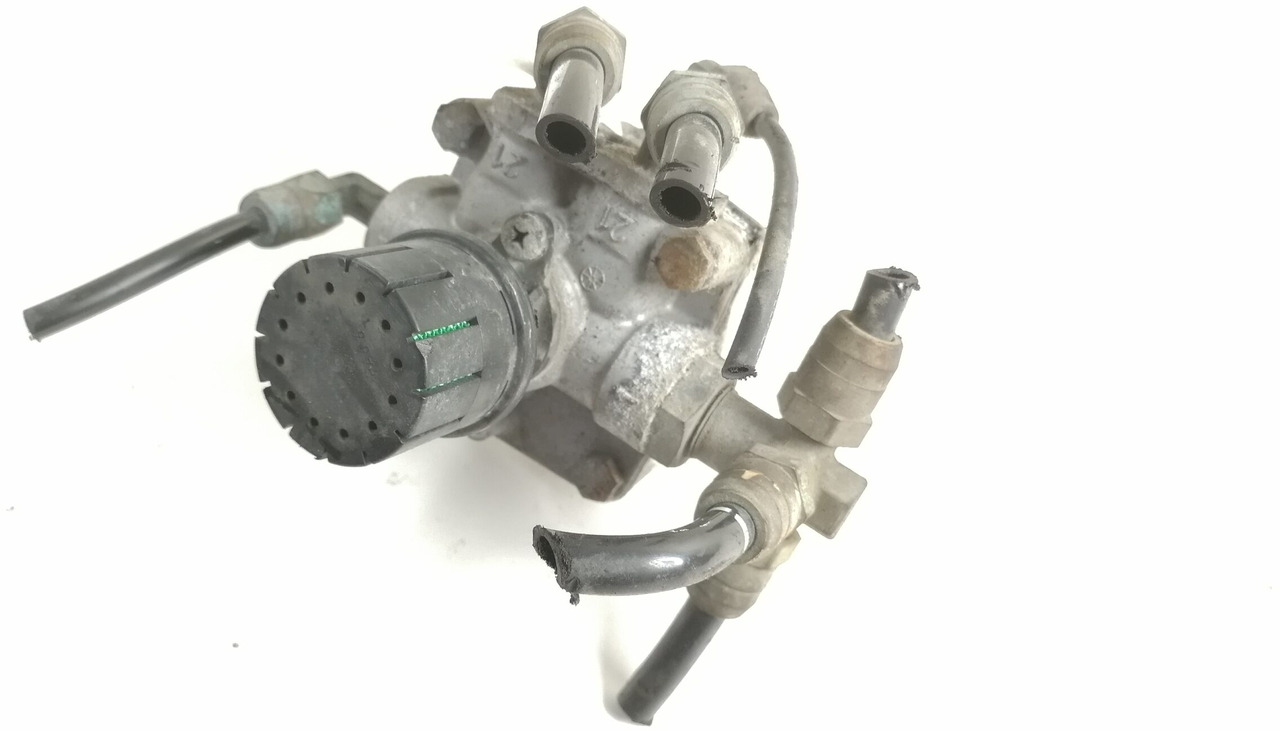 Scania Air pressure control valve 1425183 - صمام الفرامل - شاحنة: صور 1 Scania Air pressure control valve 1425183 - صمام الفرامل - شاحنة: صور 1