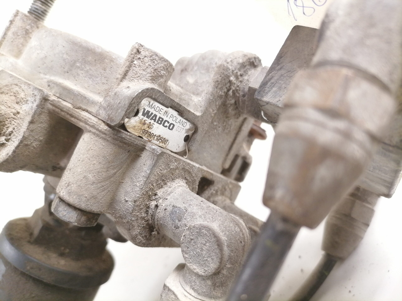 Scania Air pressure control valve 9730110500 - صمام الفرامل - شاحنة: صور 2 Scania Air pressure control valve 9730110500 - صمام الفرامل - شاحنة: صور 2