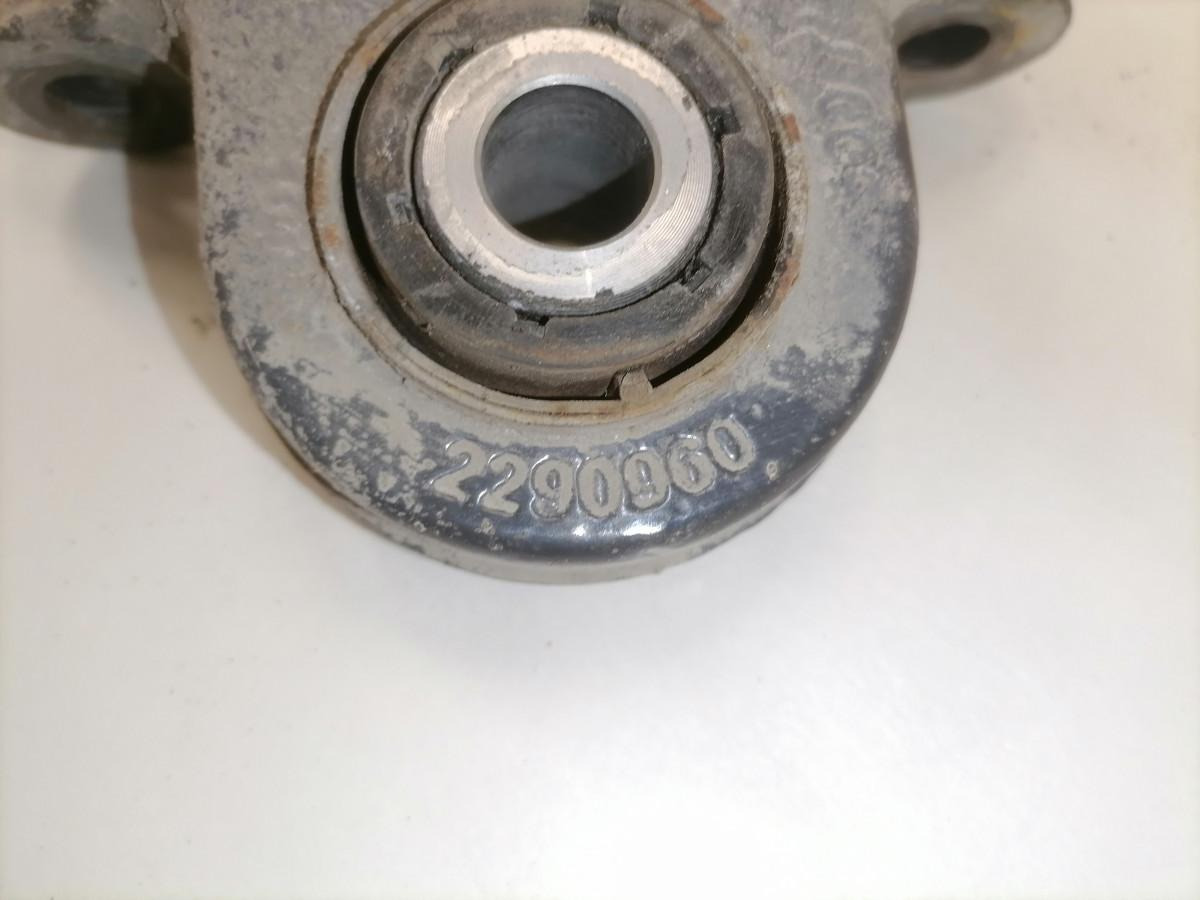 Scania Anti roll bar bracket 2290960 - عمود التوازن - شاحنة: صور 5 Scania Anti roll bar bracket 2290960 - عمود التوازن - شاحنة: صور 5