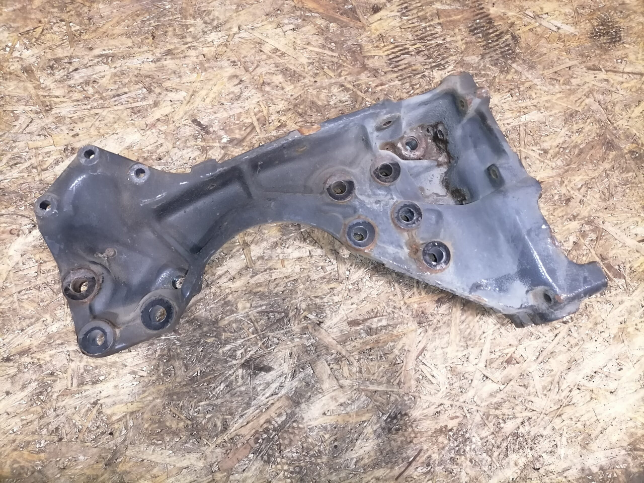 Scania Bracket 1375801 - الإطار/ الشاسيه - شاحنة: صور 4 Scania Bracket 1375801 - الإطار/ الشاسيه - شاحنة: صور 4