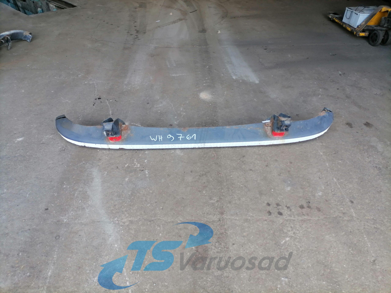 Scania Bumper 1853837 - كأس مترعة - شاحنة: صور 1 Scania Bumper 1853837 - كأس مترعة - شاحنة: صور 1