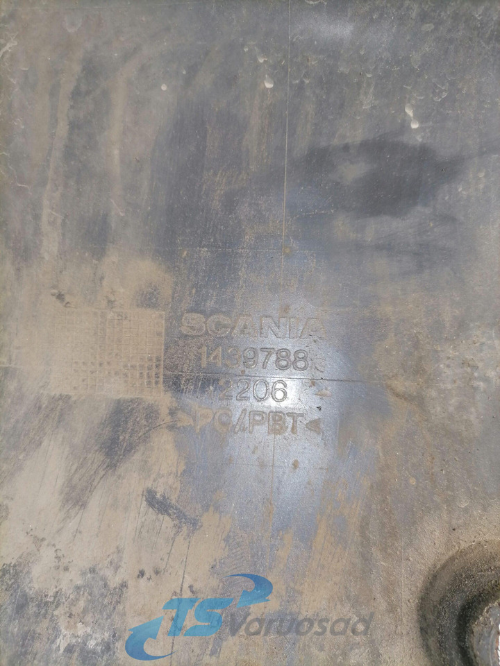 Scania Bumper cover 1439788 - ركن مصد السيارة - شاحنة: صور 3 Scania Bumper cover 1439788 - ركن مصد السيارة - شاحنة: صور 3