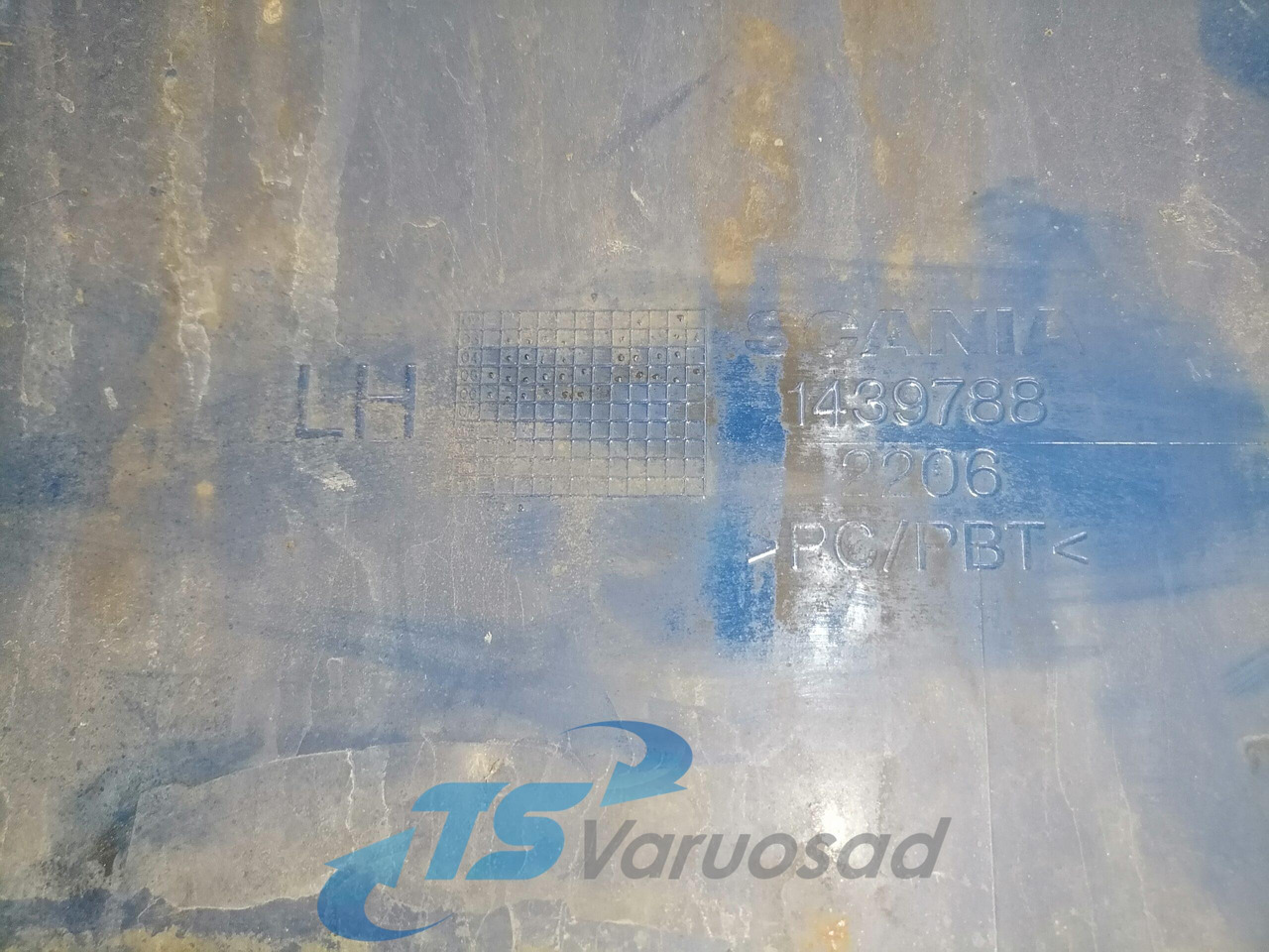 Scania Bumper cover 1439788 - ركن مصد السيارة - شاحنة: صور 2 Scania Bumper cover 1439788 - ركن مصد السيارة - شاحنة: صور 2