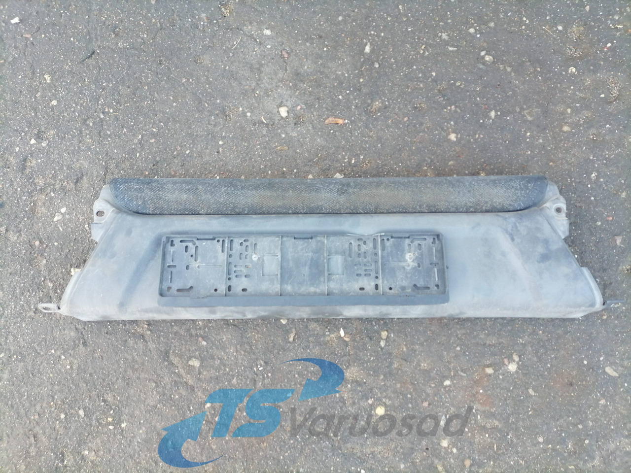 Scania Bumper cover 1865181 - ركن مصد السيارة - شاحنة: صور 1 Scania Bumper cover 1865181 - ركن مصد السيارة - شاحنة: صور 1