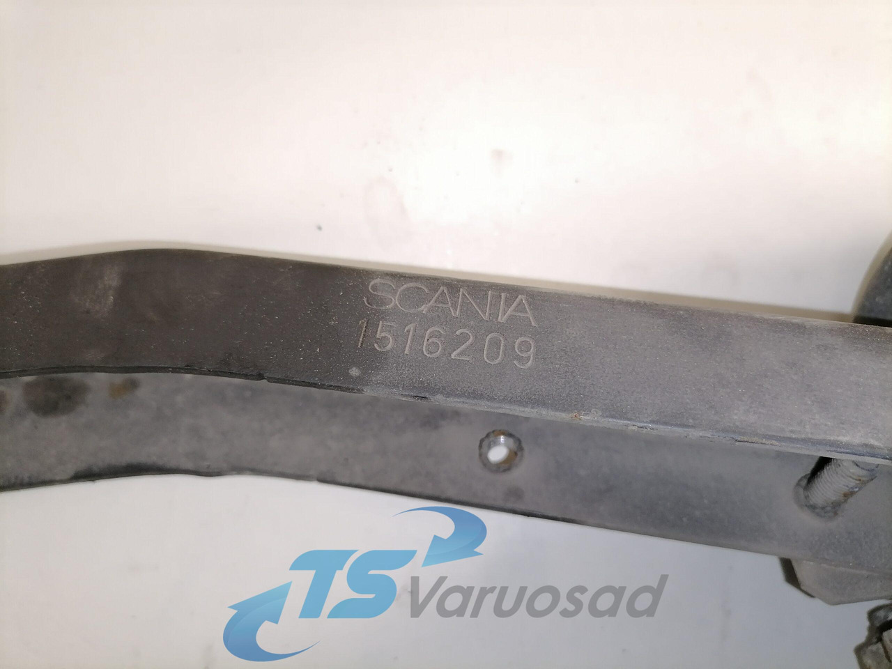 Scania Compressor air pipe 1516207 - ضاغط - شاحنة: صور 2 Scania Compressor air pipe 1516207 - ضاغط - شاحنة: صور 2