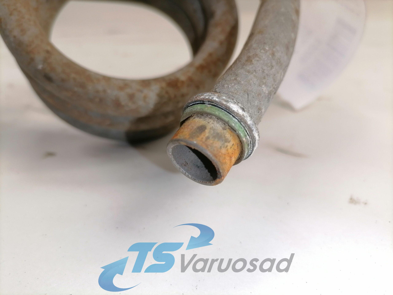 Scania Compressor air pipe 1933077 - ضاغط - شاحنة: صور 3 Scania Compressor air pipe 1933077 - ضاغط - شاحنة: صور 3
