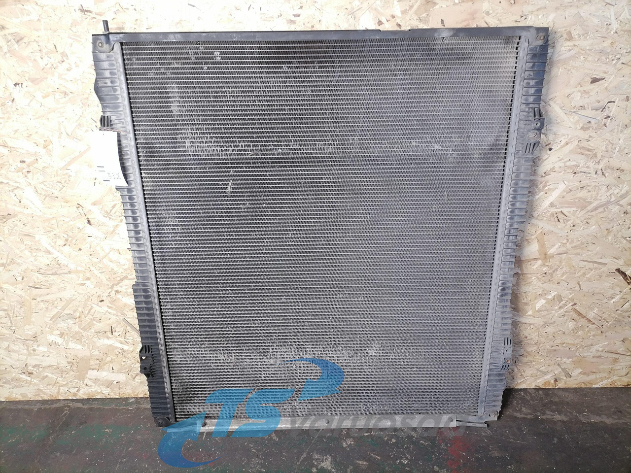 Scania Cooling radiator 1769997 - المشعاع - شاحنة: صور 2 Scania Cooling radiator 1769997 - المشعاع - شاحنة: صور 2