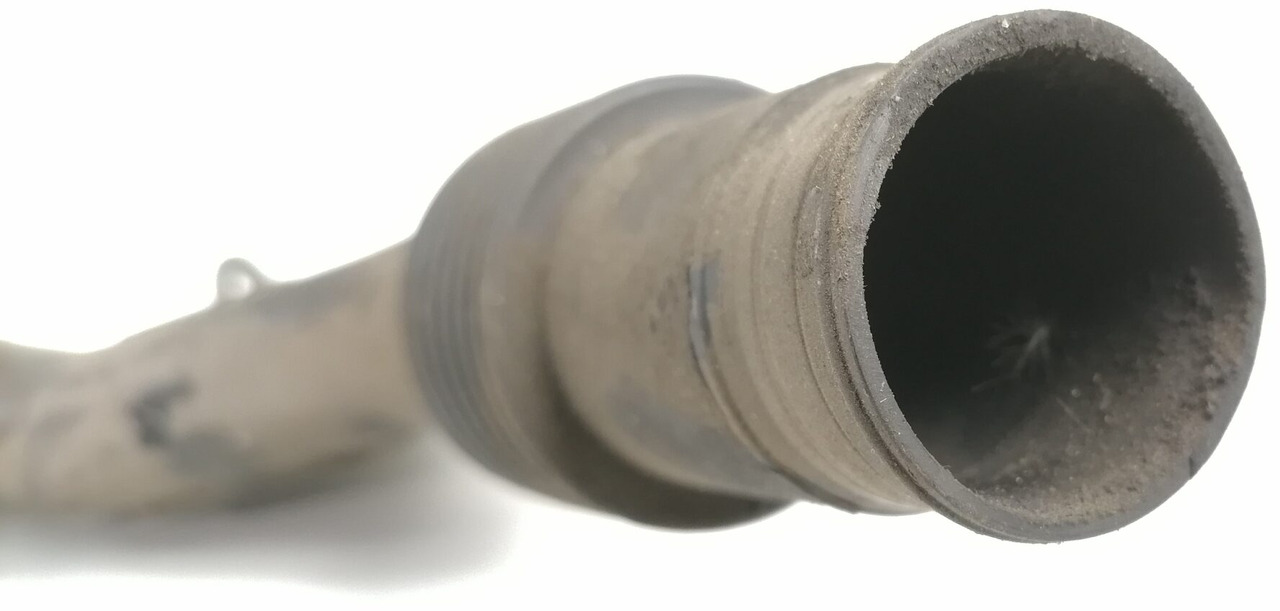 Scania Crankcase Ventilation Pipe 1527683 - علبة المرافق - شاحنة: صور 3 Scania Crankcase Ventilation Pipe 1527683 - علبة المرافق - شاحنة: صور 3
