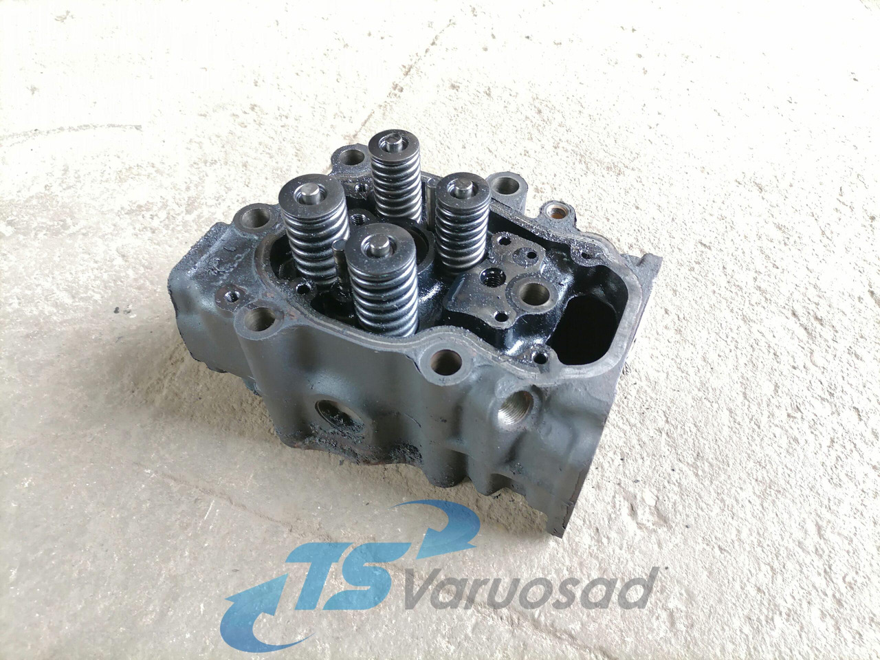 Scania Cylinder head, XPI 1921303 - اسطوانة رئيس - شاحنة: صور 1 Scania Cylinder head, XPI 1921303 - اسطوانة رئيس - شاحنة: صور 1