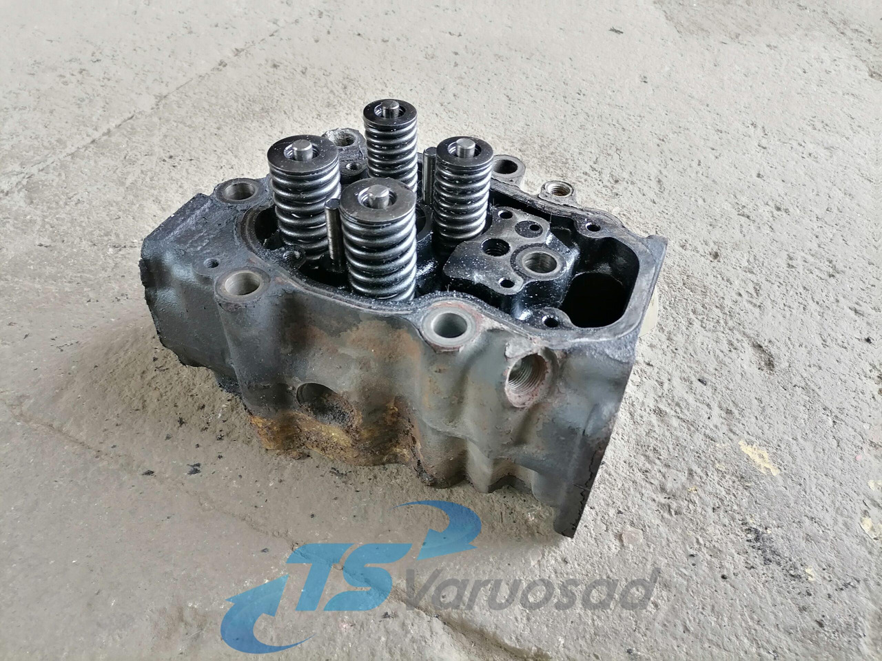 Scania Cylinder head, XPI 1921303 - اسطوانة رئيس - شاحنة: صور 1 Scania Cylinder head, XPI 1921303 - اسطوانة رئيس - شاحنة: صور 1