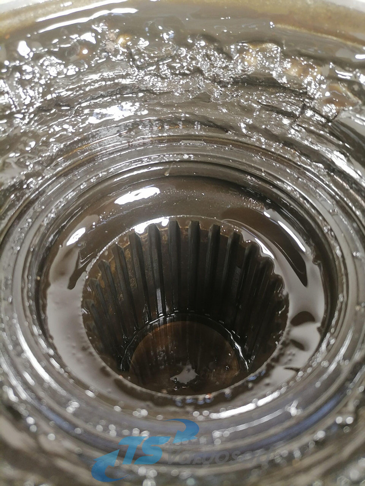 Scania Drive shaft cover 1539231 - نصف رمح - شاحنة: صور 3 Scania Drive shaft cover 1539231 - نصف رمح - شاحنة: صور 3