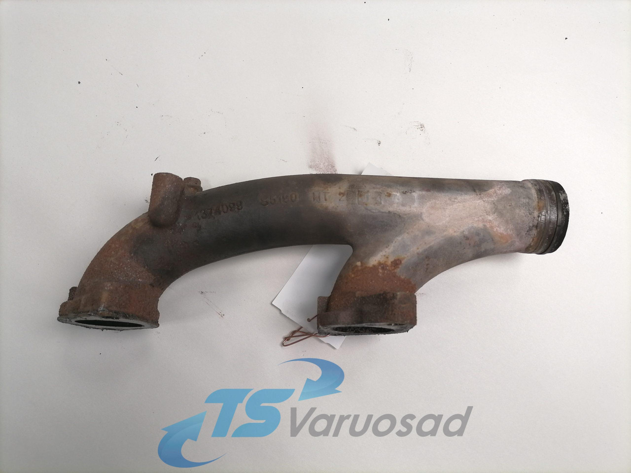Scania Exhaust mainfold 1374099 - مشعب العادم - شاحنة: صور 1 Scania Exhaust mainfold 1374099 - مشعب العادم - شاحنة: صور 1