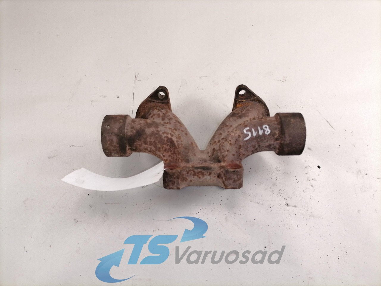 Scania Exhaust mainfold 1470305 - مشعب العادم - شاحنة: صور 1 Scania Exhaust mainfold 1470305 - مشعب العادم - شاحنة: صور 1