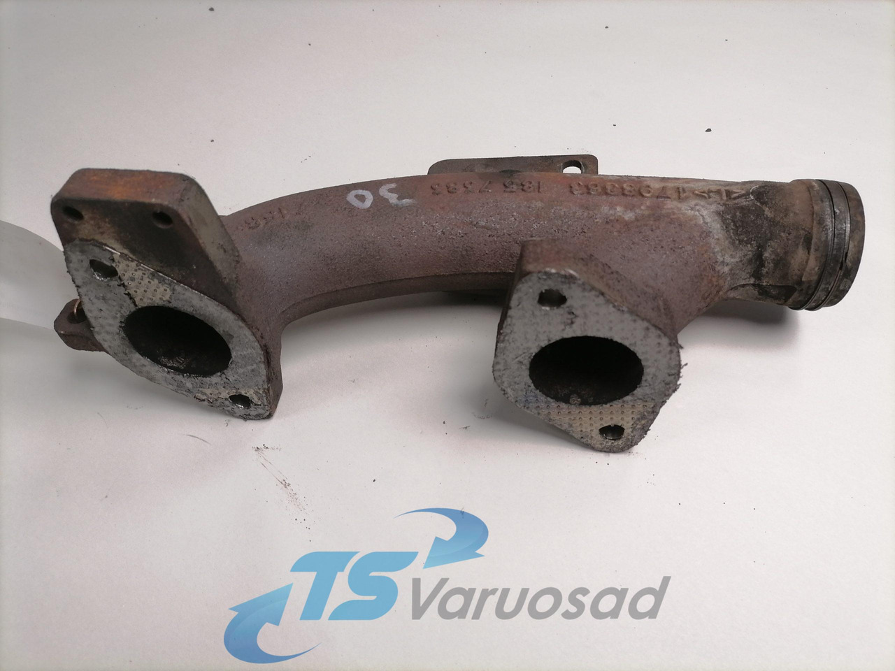 Scania Exhaust mainfold 1798363 - مشعب العادم - شاحنة: صور 1 Scania Exhaust mainfold 1798363 - مشعب العادم - شاحنة: صور 1