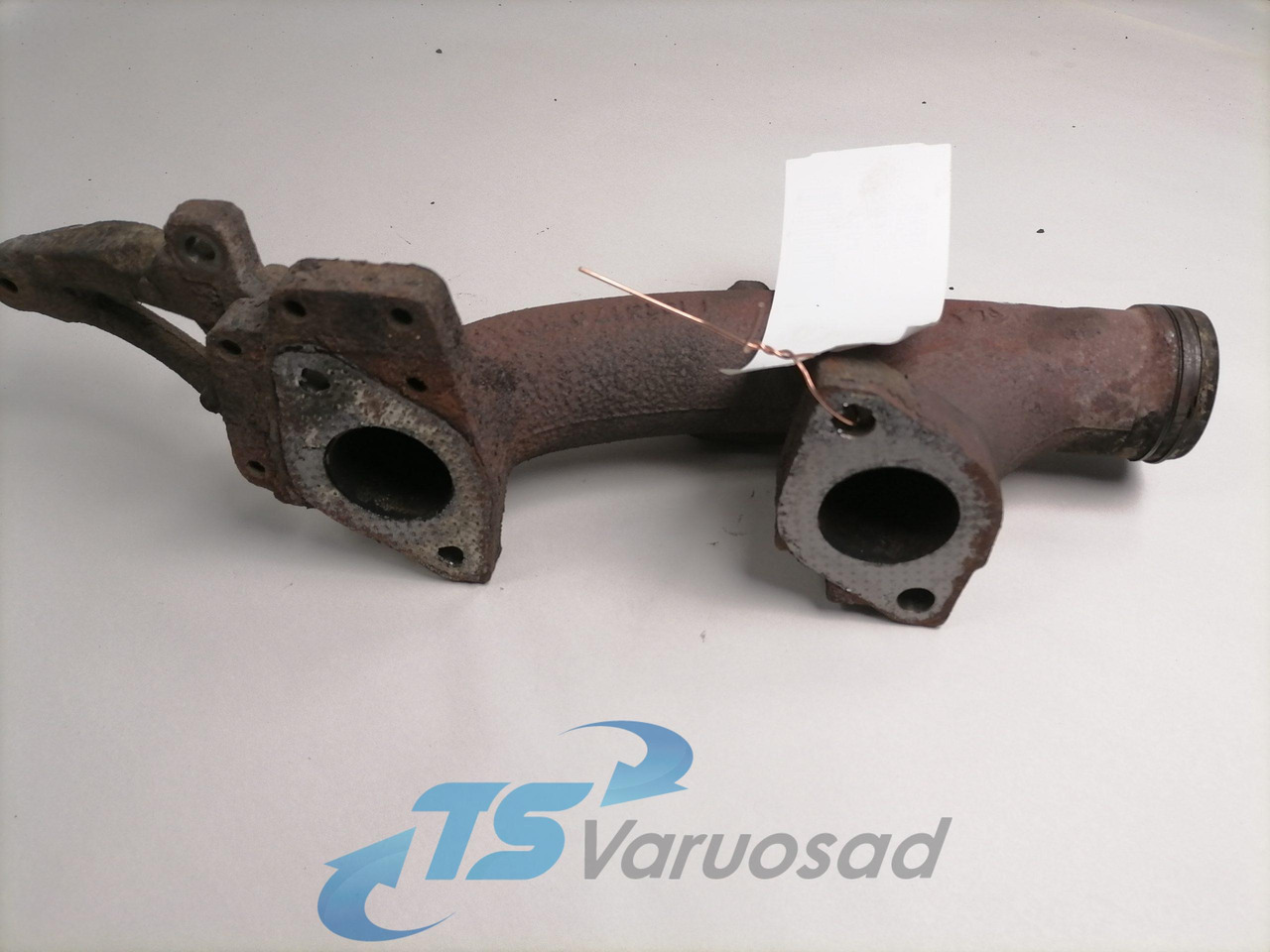 Scania Exhaust mainfold 1798363 - مشعب العادم - شاحنة: صور 3 Scania Exhaust mainfold 1798363 - مشعب العادم - شاحنة: صور 3