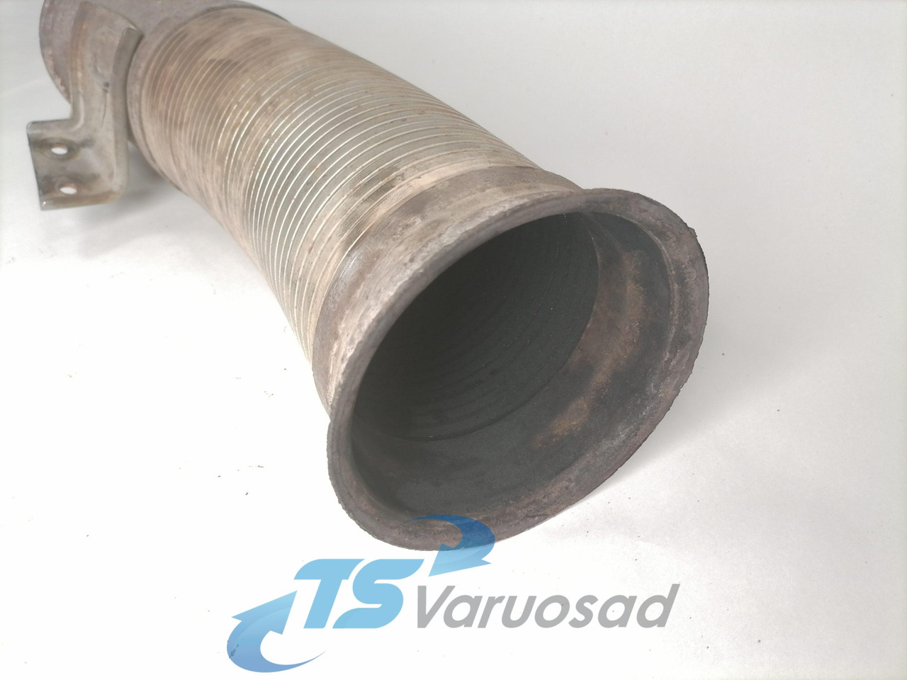 Scania Exhaust pipe 1725993 - كاتم صوت - شاحنة: صور 2 Scania Exhaust pipe 1725993 - كاتم صوت - شاحنة: صور 2