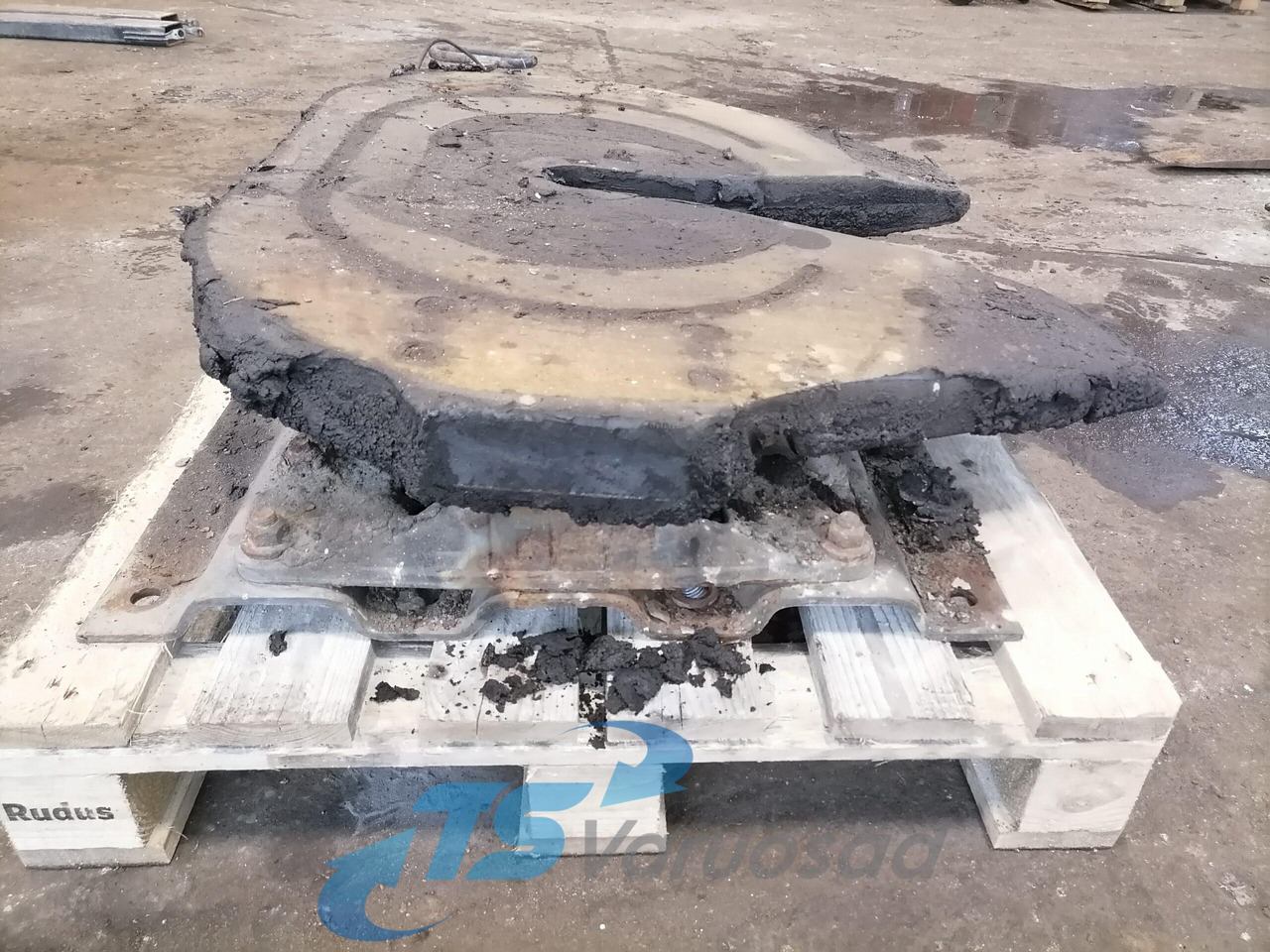 Scania Fifht wheel 1353631 - عجلة الخامسة - شاحنة: صور 2 Scania Fifht wheel 1353631 - عجلة الخامسة - شاحنة: صور 2