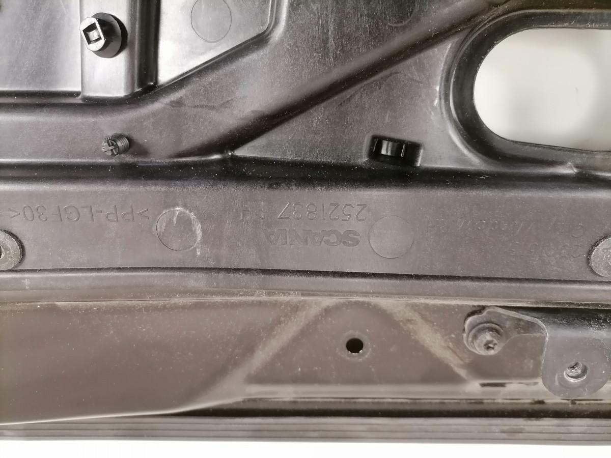 Scania Frame 2521837 - باب و قطع الغيار - شاحنة: صور 4 Scania Frame 2521837 - باب و قطع الغيار - شاحنة: صور 4
