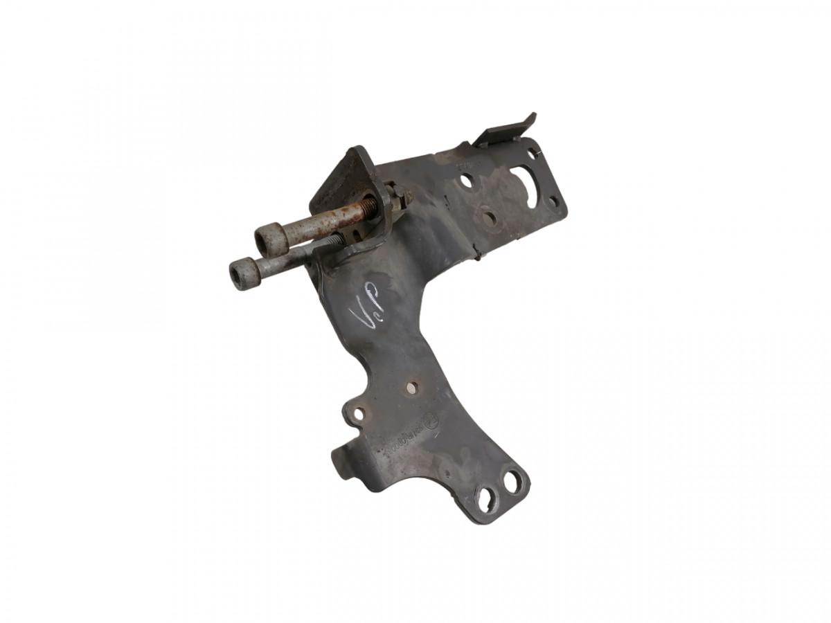 Scania Front bumper carrier 2343463 - كأس مترعة - شاحنة: صور 1 Scania Front bumper carrier 2343463 - كأس مترعة - شاحنة: صور 1