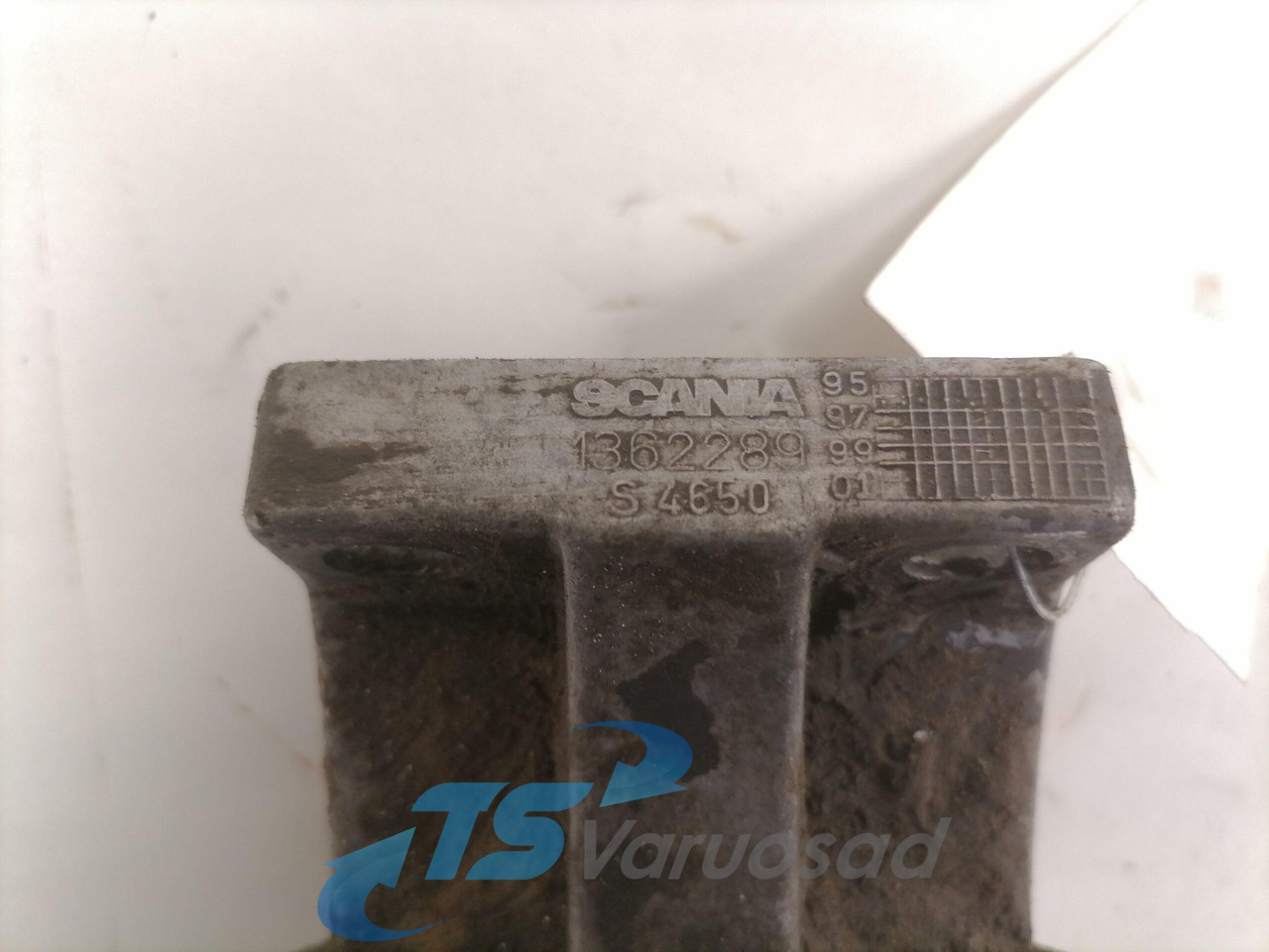 Scania Fuel filter unit 1362289 - فلتر الوقود - شاحنة: صور 3 Scania Fuel filter unit 1362289 - فلتر الوقود - شاحنة: صور 3