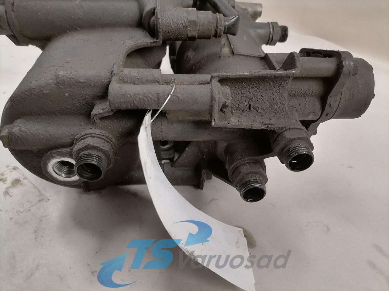 Scania Fuel filter unit 1863221 - فلتر الوقود - شاحنة: صور 2 Scania Fuel filter unit 1863221 - فلتر الوقود - شاحنة: صور 2