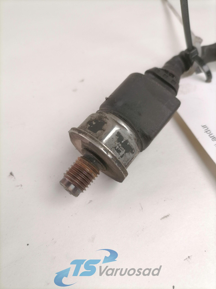 Scania Fuel sensor 1760323 - نظام الوقود - شاحنة: صور 2 Scania Fuel sensor 1760323 - نظام الوقود - شاحنة: صور 2