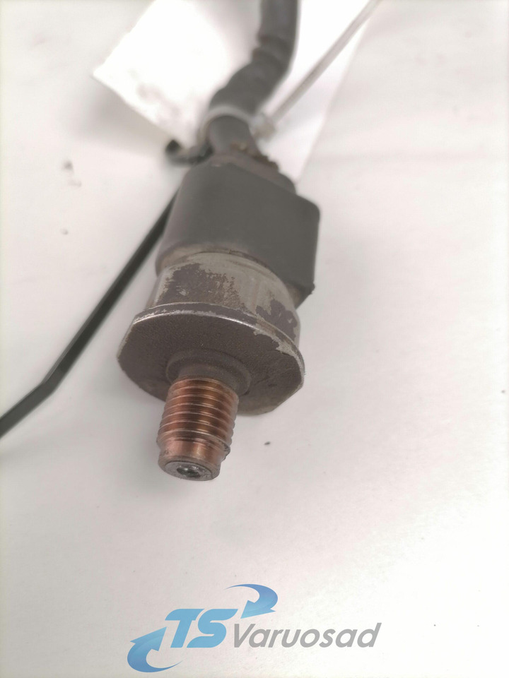 Scania Fuel sensor 1760323 - نظام الوقود - شاحنة: صور 2 Scania Fuel sensor 1760323 - نظام الوقود - شاحنة: صور 2