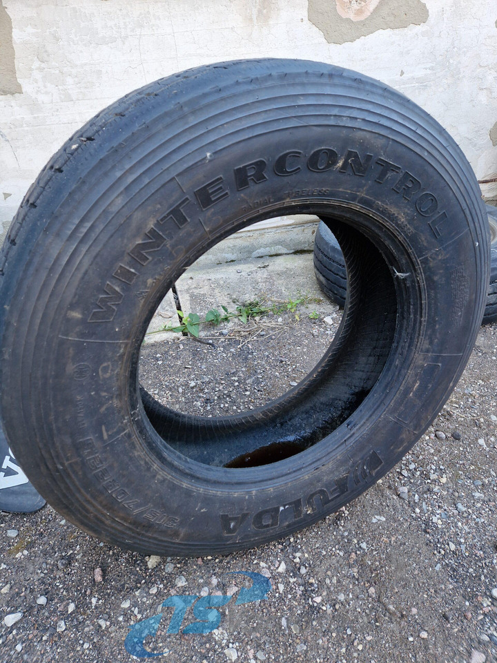 Scania Fulda WinterControl 315/70 R22,5 31570R225 - الإطارات والجنوط - شاحنة: صور 1 Scania Fulda WinterControl 315/70 R22,5 31570R225 - الإطارات والجنوط - شاحنة: صور 1
