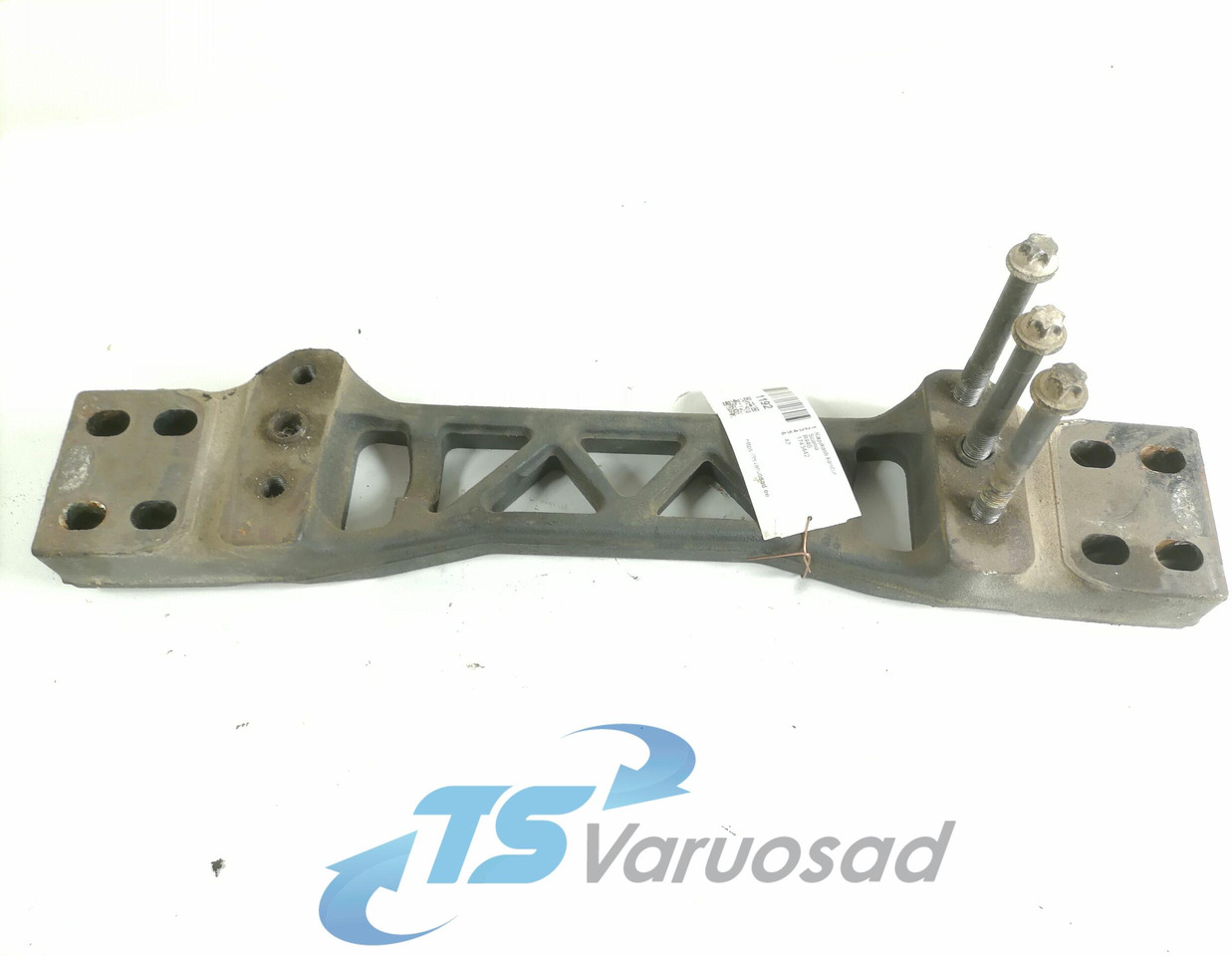 Scania Gearbox bracket 1743442 - علبة التروس و قطع الغيار - شاحنة: صور 1 Scania Gearbox bracket 1743442 - علبة التروس و قطع الغيار - شاحنة: صور 1