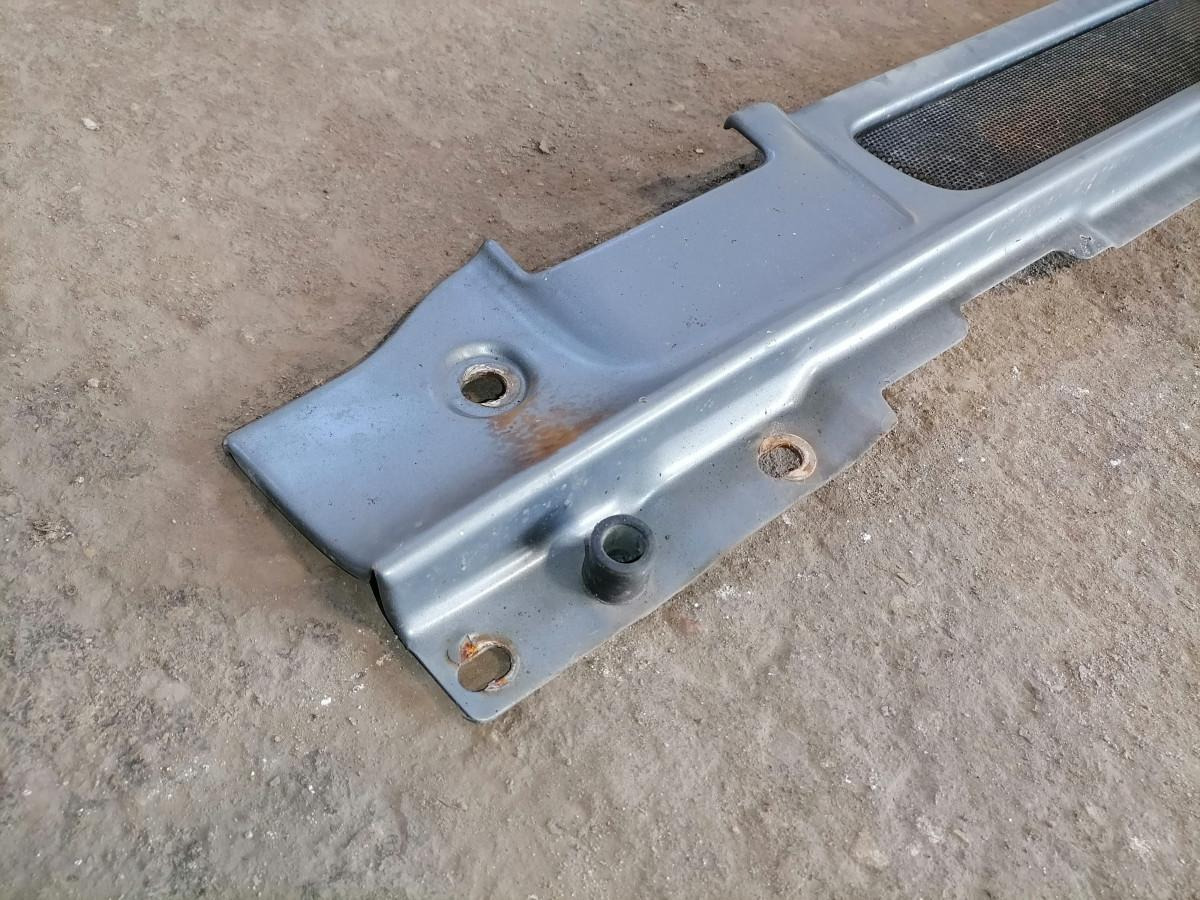 Scania Grille panel 1748086 - جلوپنجره - شاحنة: صور 4 Scania Grille panel 1748086 - جلوپنجره - شاحنة: صور 4