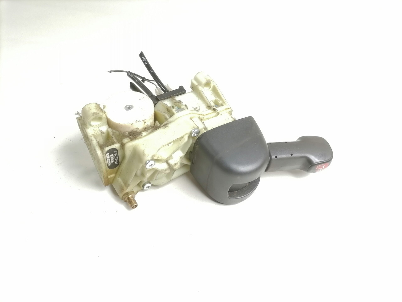 Scania Handbrake control lever 1774972 - قطع غيار عامة - شاحنة: صور 1 Scania Handbrake control lever 1774972 - قطع غيار عامة - شاحنة: صور 1