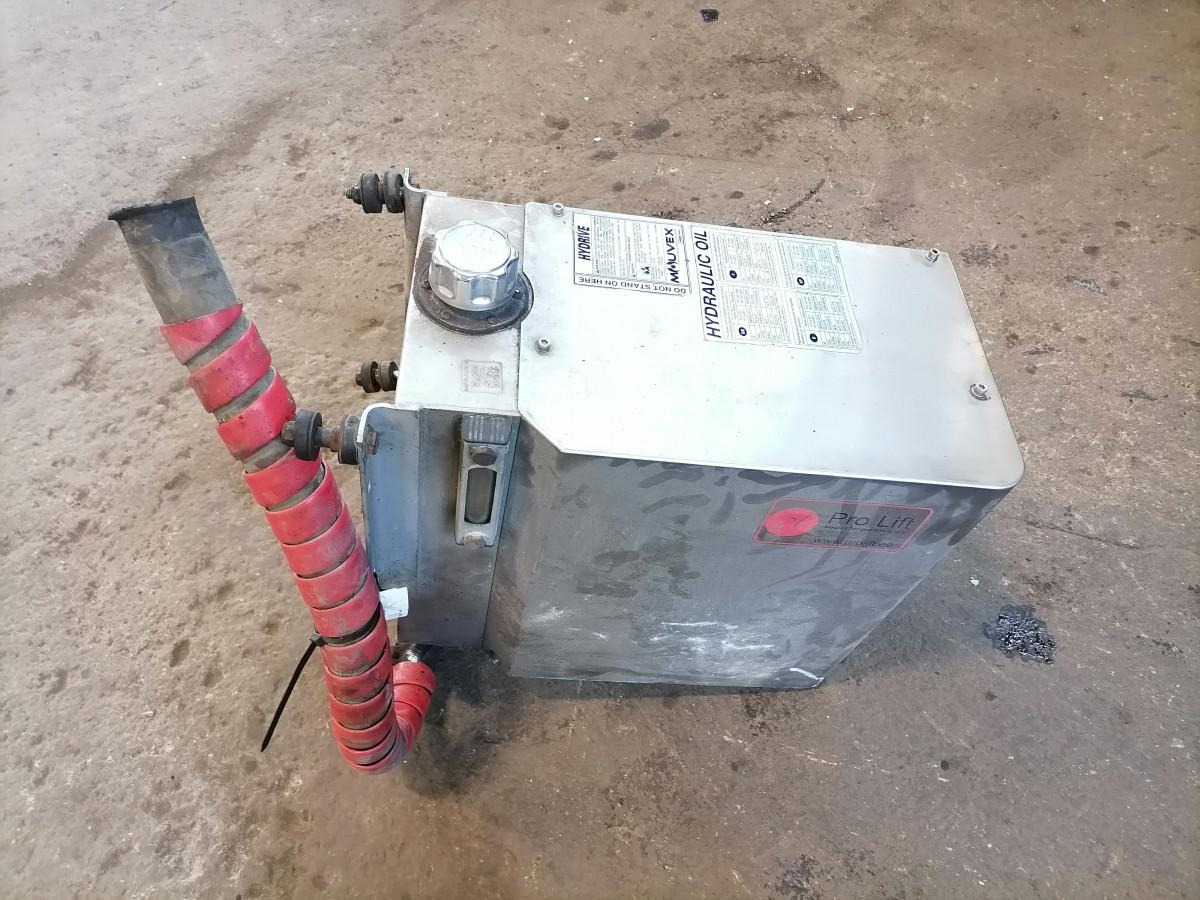 Scania Hydrulic oil cooler - خزان هيدروليكي - شاحنة: صور 2 Scania Hydrulic oil cooler - خزان هيدروليكي - شاحنة: صور 2