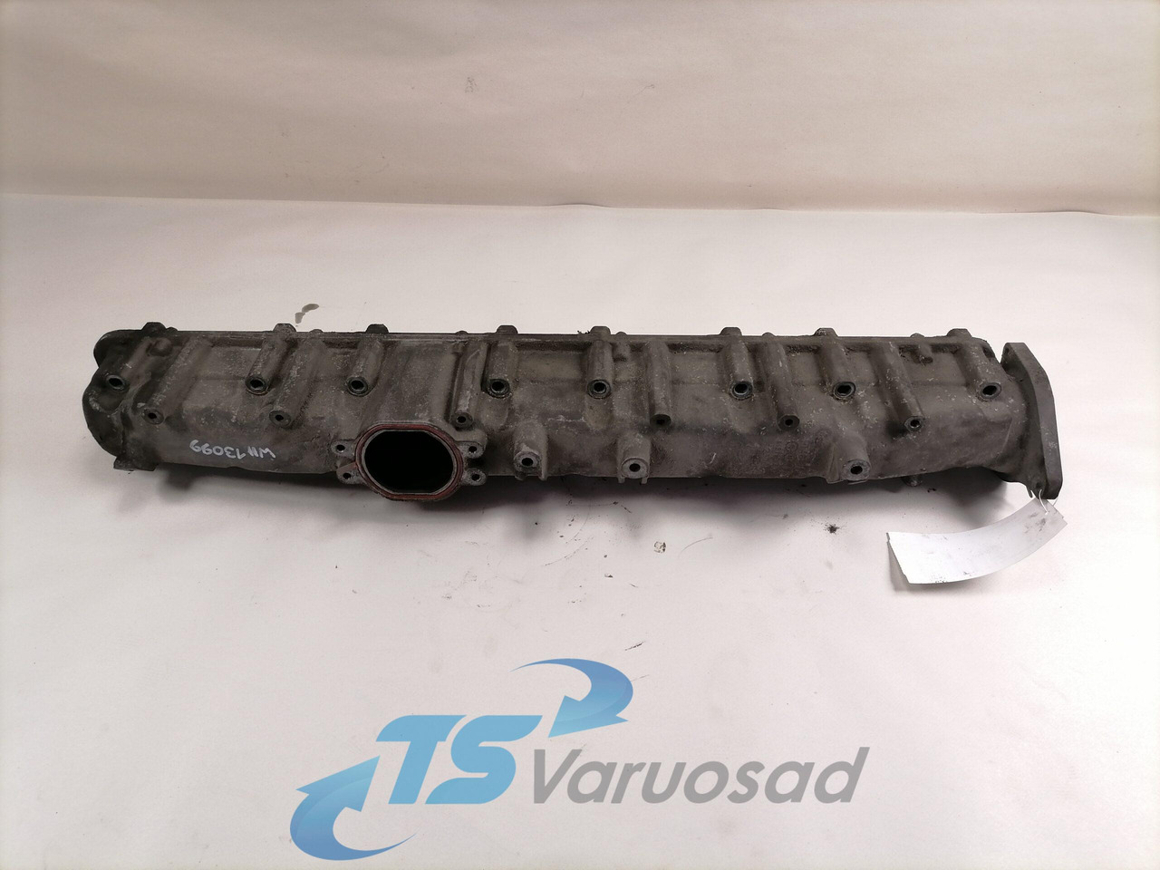 Scania Intake mainfold 1740199 - مشعب السحب - شاحنة: صور 2 Scania Intake mainfold 1740199 - مشعب السحب - شاحنة: صور 2