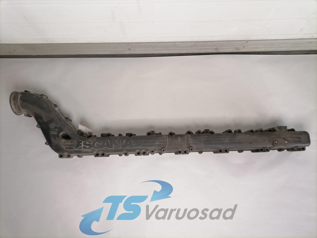 Scania Intake mainfold 1893329 - مشعب السحب - شاحنة: صور 1 Scania Intake mainfold 1893329 - مشعب السحب - شاحنة: صور 1