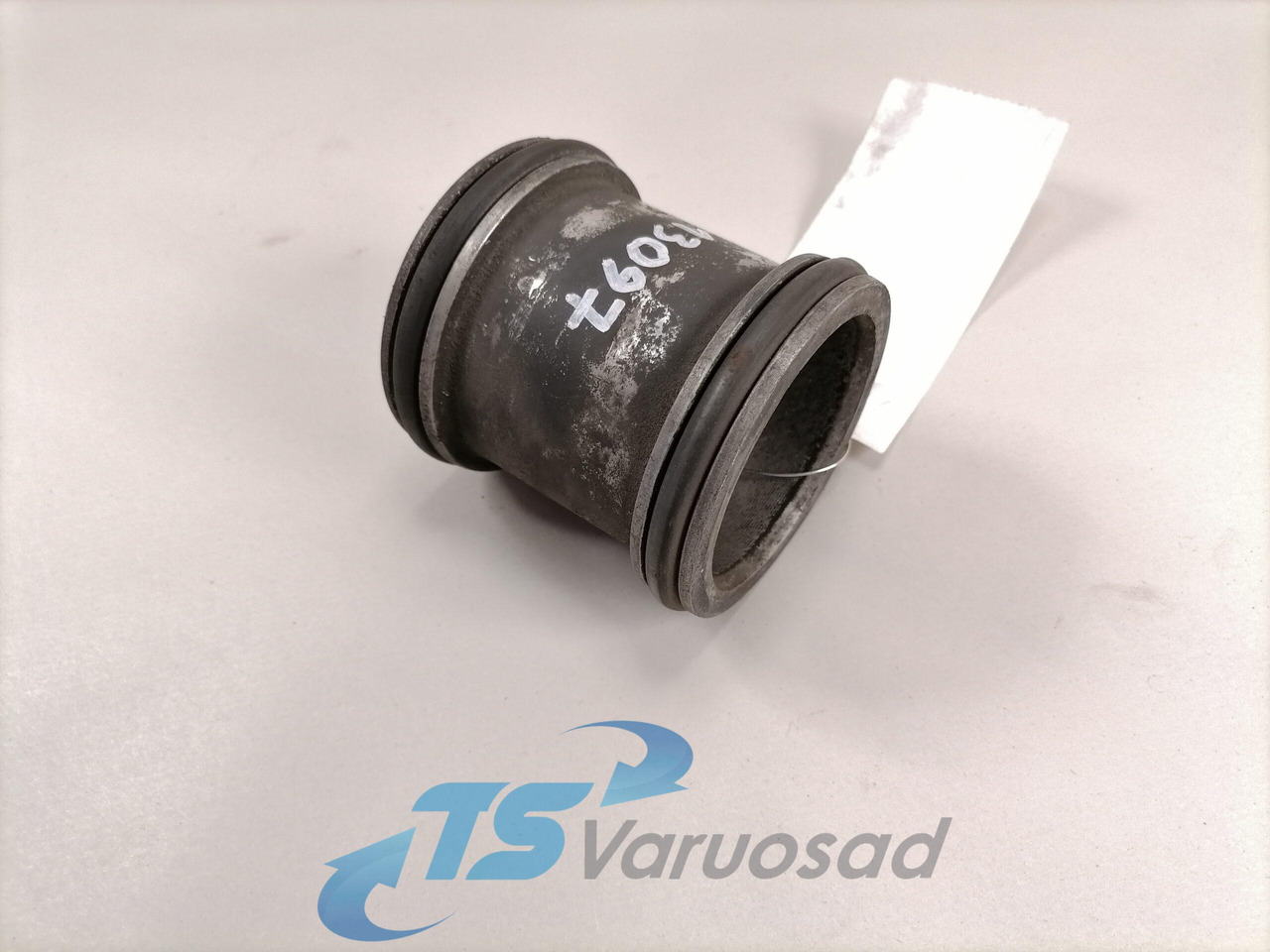 Scania Intake manifold 1422711 - مشعب السحب - شاحنة: صور 1 Scania Intake manifold 1422711 - مشعب السحب - شاحنة: صور 1
