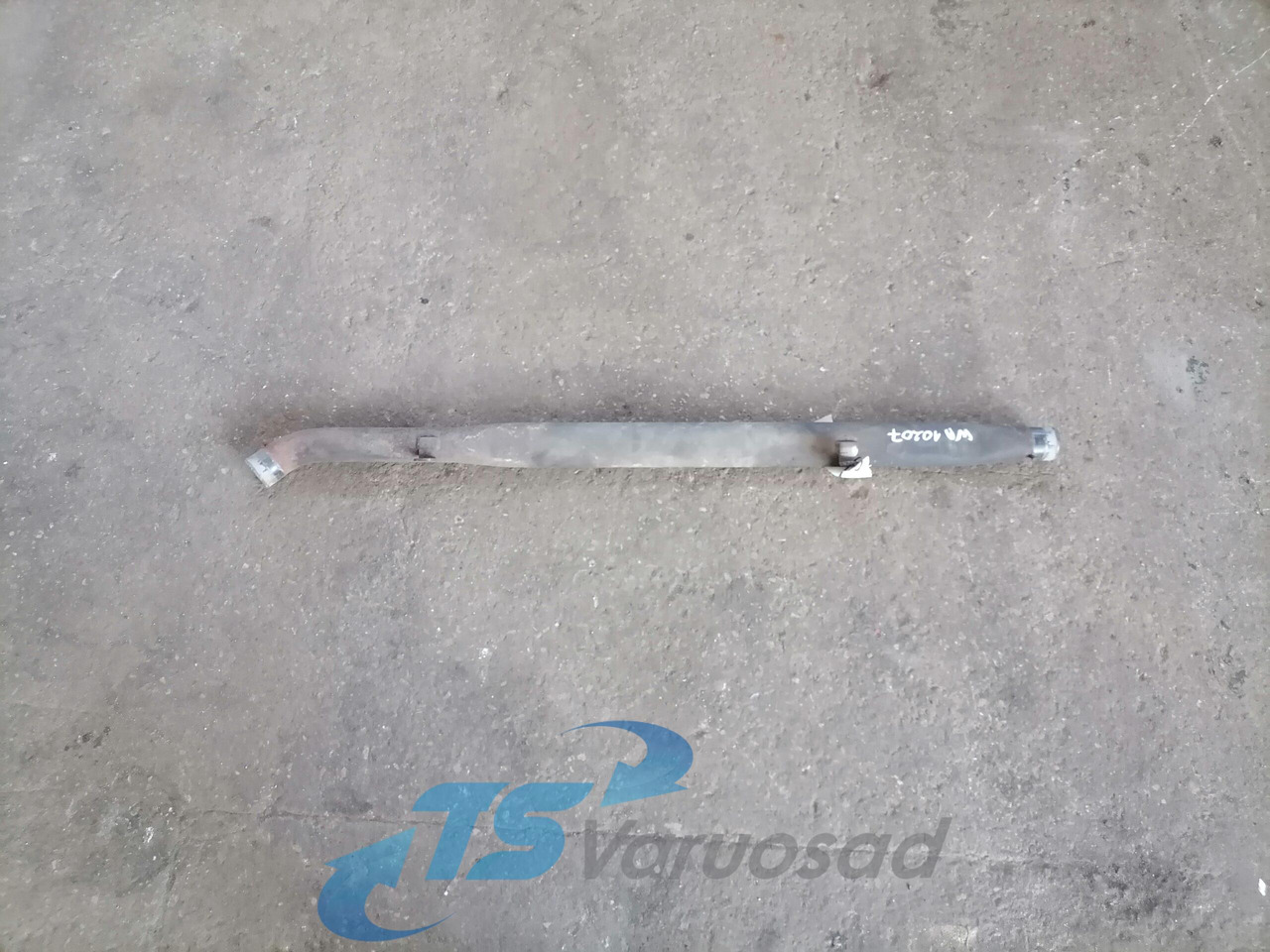 Scania Jahutusvedeliku toru, retarder 1370485 - نظام التبريد - شاحنة: صور 1 Scania Jahutusvedeliku toru, retarder 1370485 - نظام التبريد - شاحنة: صور 1