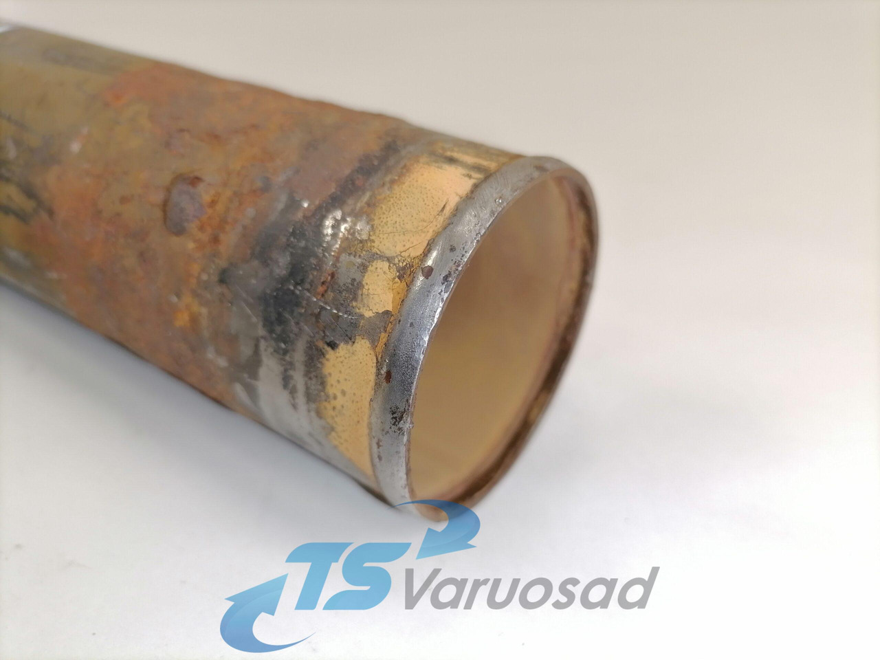 Scania Jahutusvedeliku toru, retarder 1867732 - نظام التبريد - شاحنة: صور 3 Scania Jahutusvedeliku toru, retarder 1867732 - نظام التبريد - شاحنة: صور 3