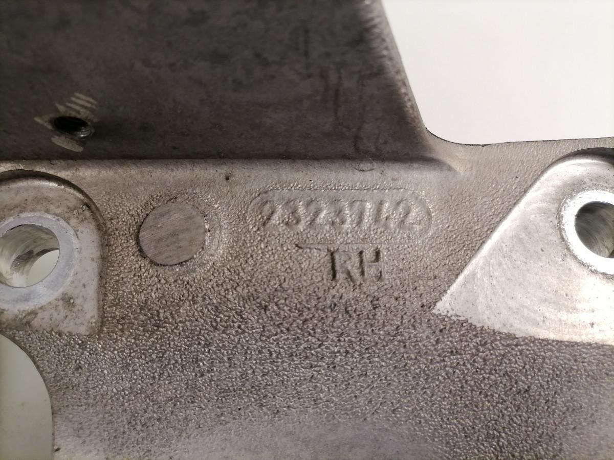 Scania Kabiini õhkpadja kandur 2323742 - الكابينة تعليق - شاحنة: صور 3 Scania Kabiini õhkpadja kandur 2323742 - الكابينة تعليق - شاحنة: صور 3