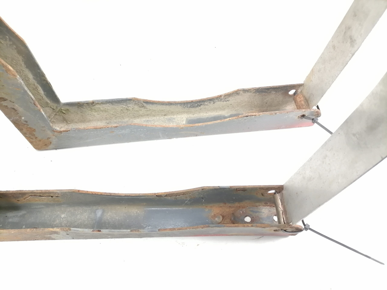 Scania Kandur, gaasiballoon 12345 - خزان وقود - شاحنة: صور 2 Scania Kandur, gaasiballoon 12345 - خزان وقود - شاحنة: صور 2