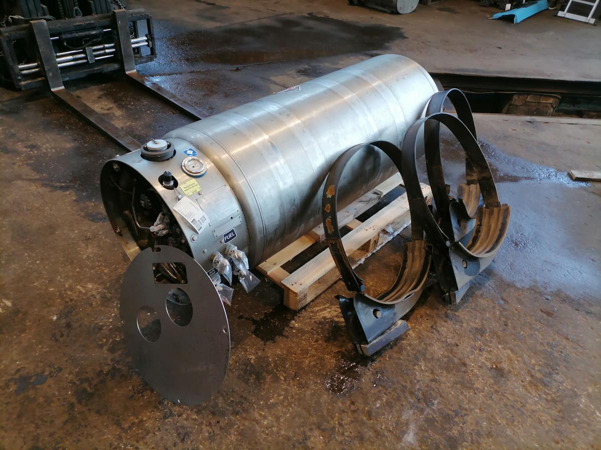 Scania Kütusepaak 406L (LNG) 2859386 - خزان وقود - شاحنة: صور 2 Scania Kütusepaak 406L (LNG) 2859386 - خزان وقود - شاحنة: صور 2