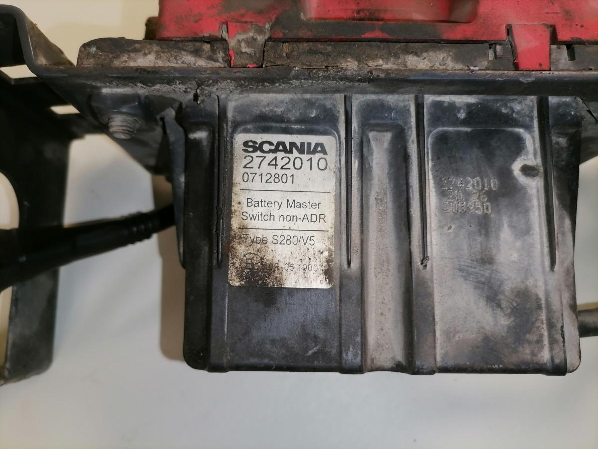 Scania Massilüliti 2742010 - مرحل - شاحنة: صور 5 Scania Massilüliti 2742010 - مرحل - شاحنة: صور 5