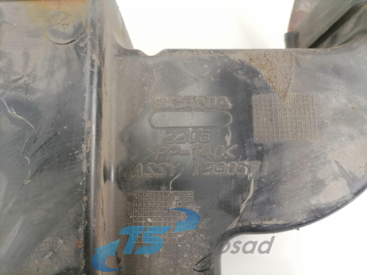 Scania Massilüliti korpus 1390571 - مرحل - شاحنة: صور 2 Scania Massilüliti korpus 1390571 - مرحل - شاحنة: صور 2