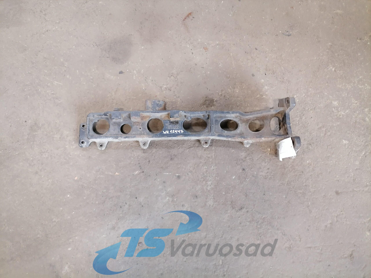 Scania Muffler carrier 1541006 - كاتم صوت - شاحنة: صور 1 Scania Muffler carrier 1541006 - كاتم صوت - شاحنة: صور 1