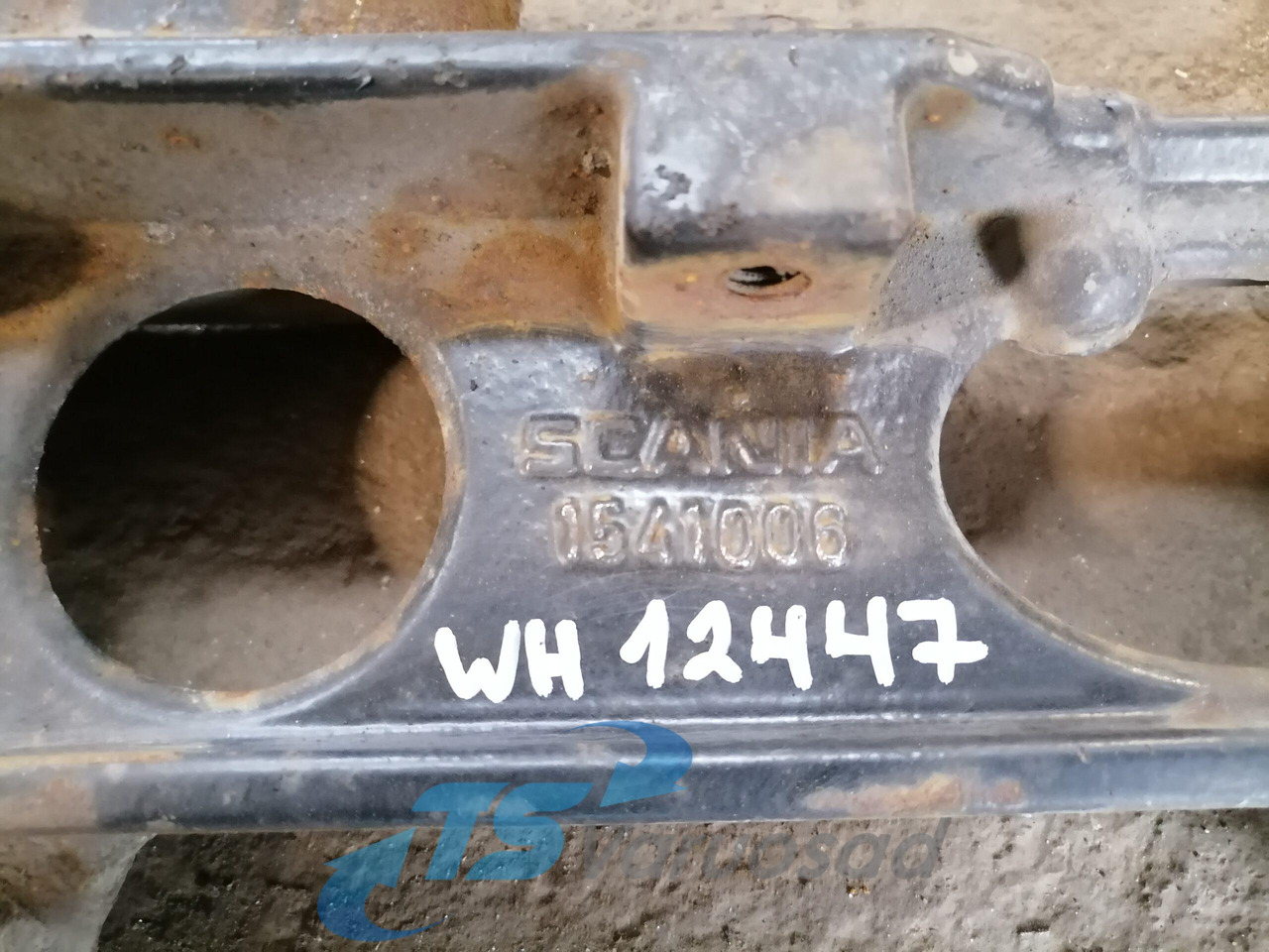 Scania Muffler carrier 1541006 - كاتم صوت - شاحنة: صور 3 Scania Muffler carrier 1541006 - كاتم صوت - شاحنة: صور 3