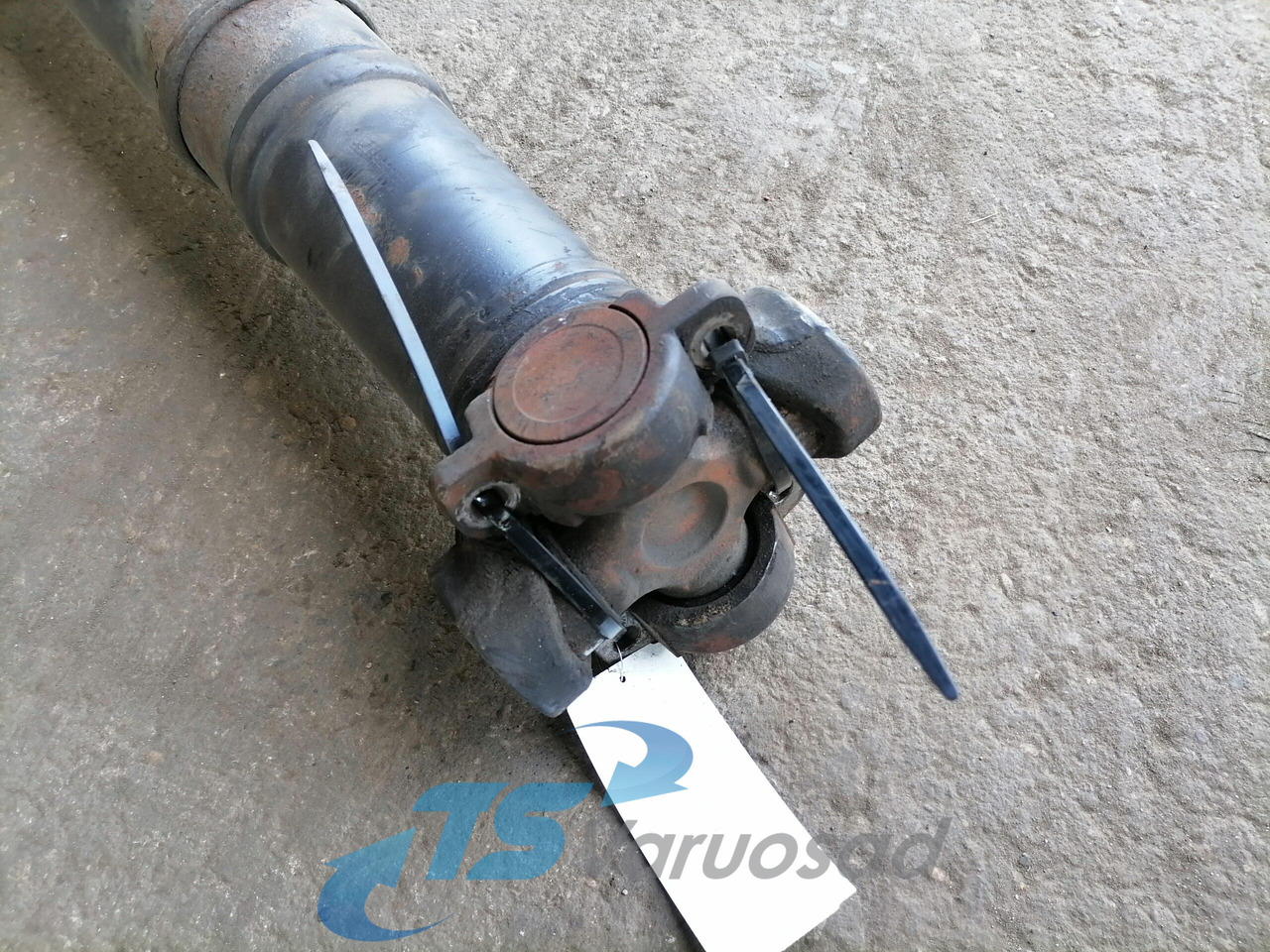 Scania Propeller shaft 1758600 - عمود الكردان - شاحنة: صور 3 Scania Propeller shaft 1758600 - عمود الكردان - شاحنة: صور 3