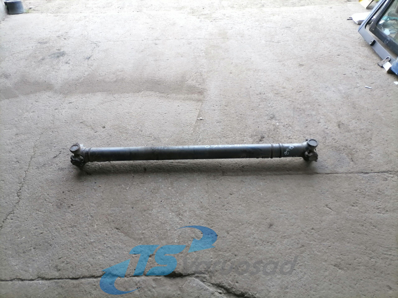 Scania Propeller shaft 1758615 - عمود الكردان - شاحنة: صور 1 Scania Propeller shaft 1758615 - عمود الكردان - شاحنة: صور 1